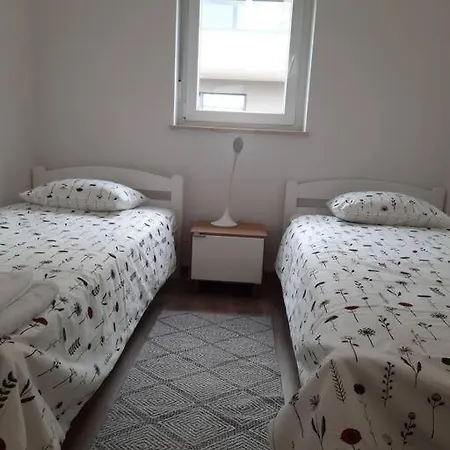 Luna Apartman *
