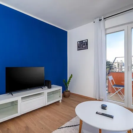 Luna Apartment *