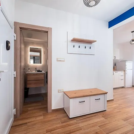 Luna Apartment